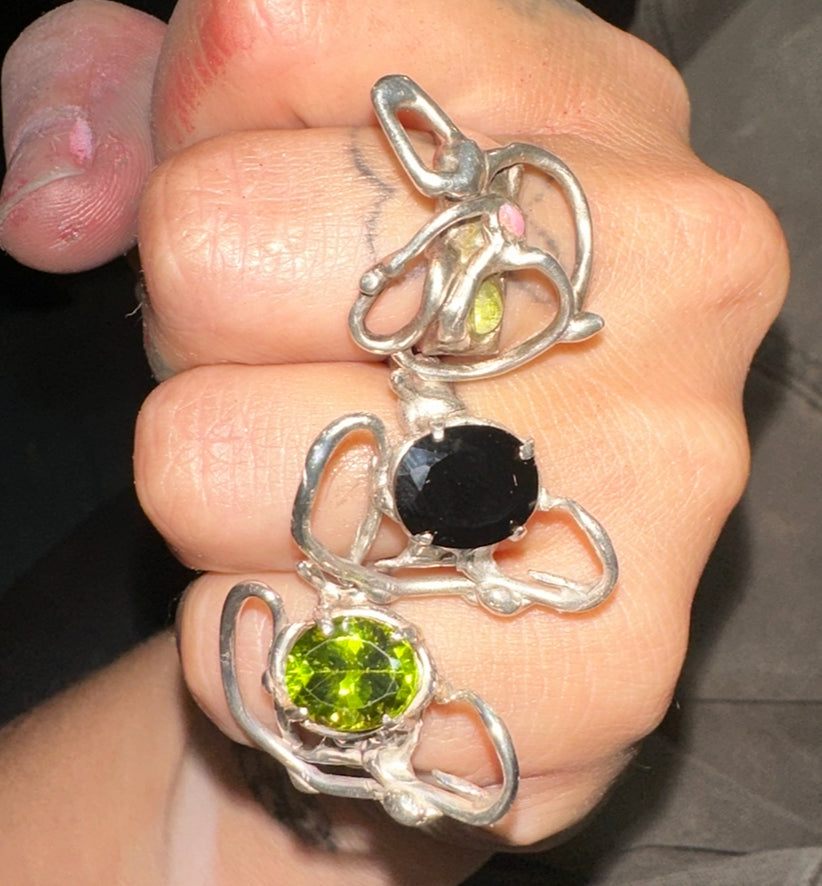 Onyx Peridot Adornment